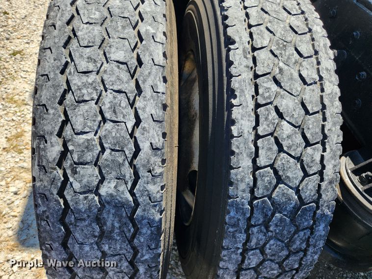 image for item MK9300 1984 Kenworth W900  semi truck