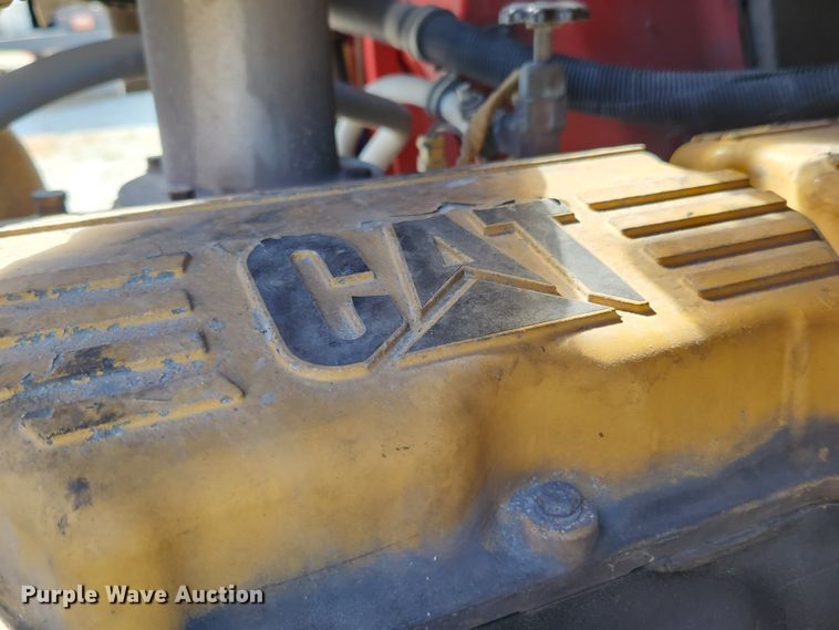 image for item MK9301 2002 International 9100i  semi truck