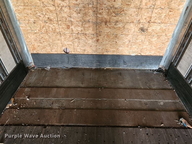 image for item MK9313 2004 Strickland  dry van trailer