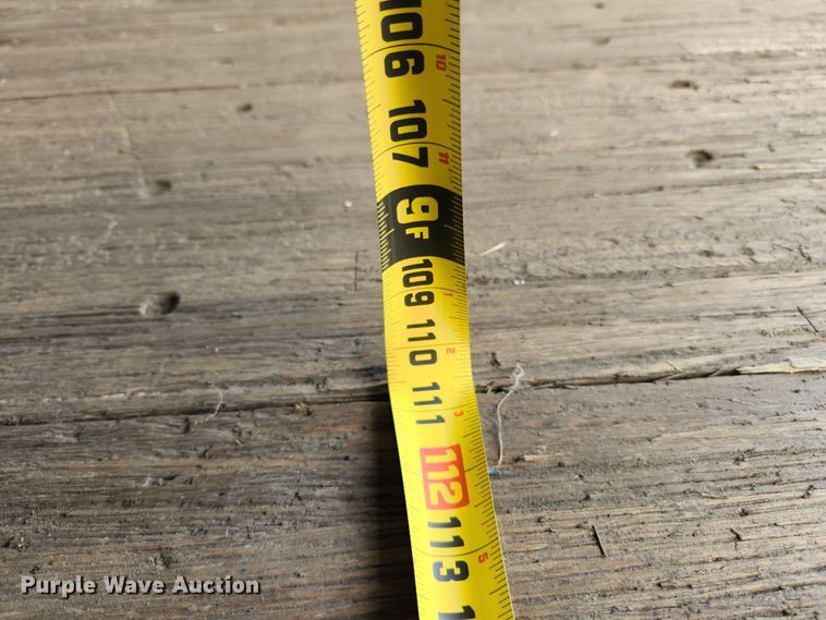 image for item MK9313 2004 Strickland  dry van trailer