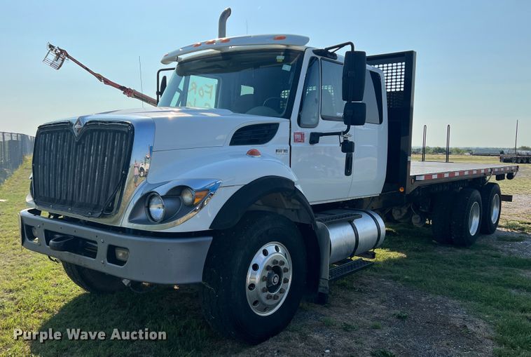 image for item MQ9797 2012 International 7400  flatbed truck