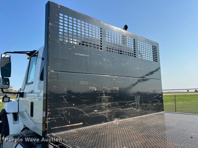 image for item MQ9797 2012 International 7400  flatbed truck