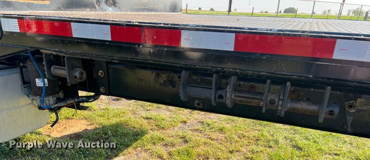 image for item MQ9797 2012 International 7400  flatbed truck