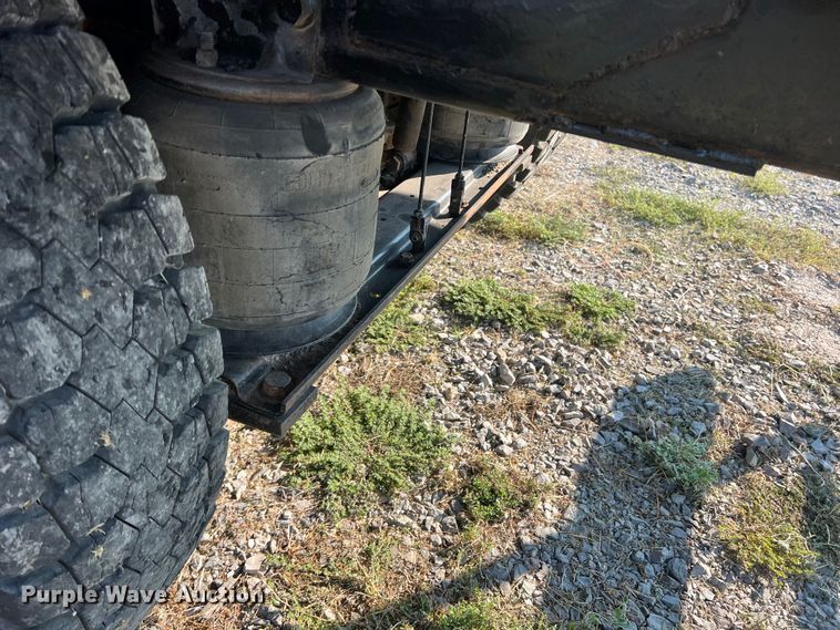 image for item MQ9797 2012 International 7400  flatbed truck