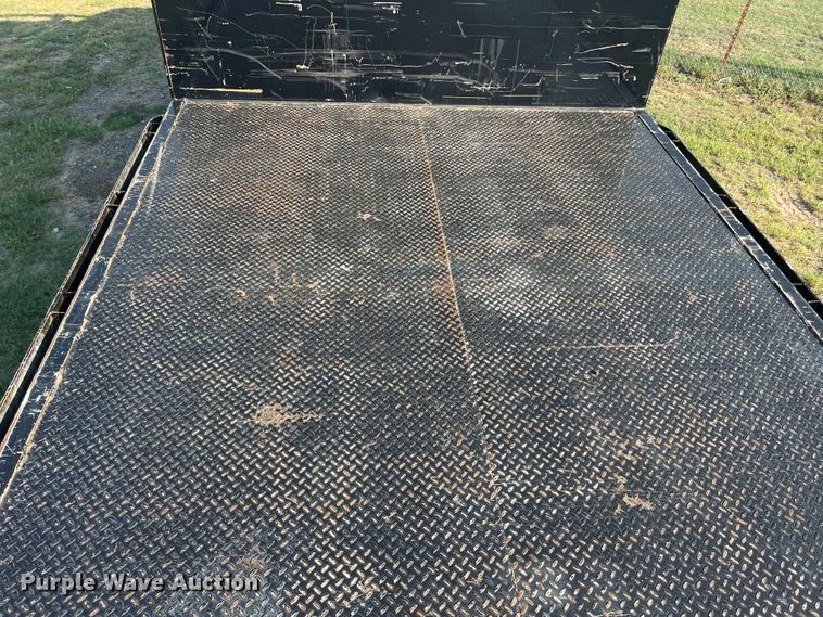 image for item MQ9797 2012 International 7400  flatbed truck