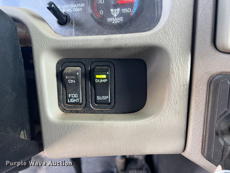 image for item MQ9797 2012 International 7400  flatbed truck