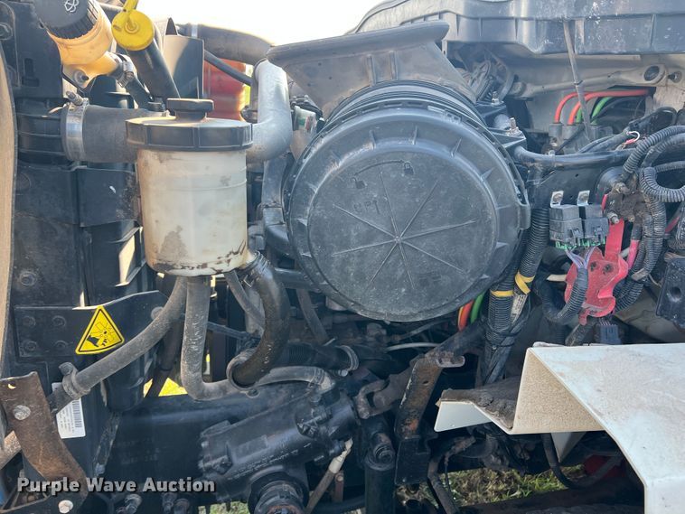 image for item MQ9797 2012 International 7400  flatbed truck