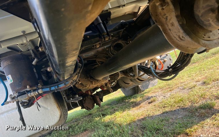 image for item MQ9797 2012 International 7400  flatbed truck