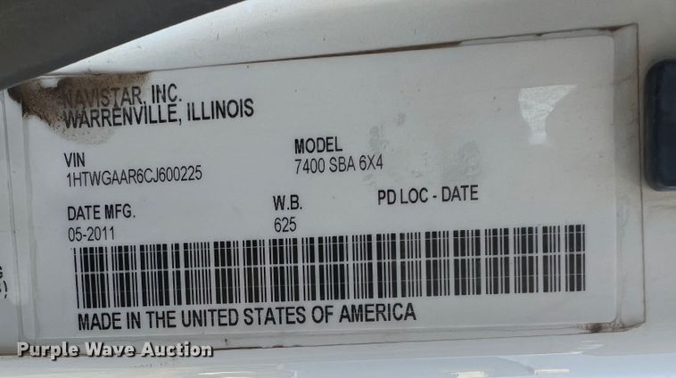 image for item MQ9797 2012 International 7400  flatbed truck