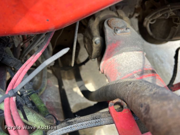 image for item MQ9813 2001 Mack CX613  semi truck