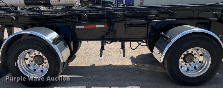 image for item MR9319 1998 Galbreath roll-off container trailer