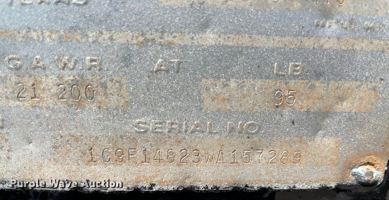 image for item MR9319 1998 Galbreath roll-off container trailer