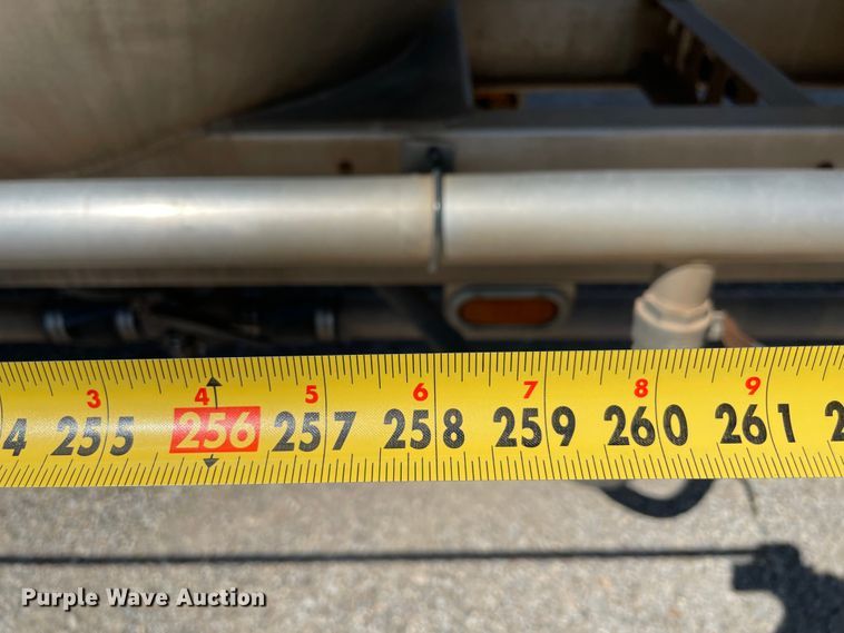 image for item MR9320 2011 Stephens pneumatic dry bulk trailer