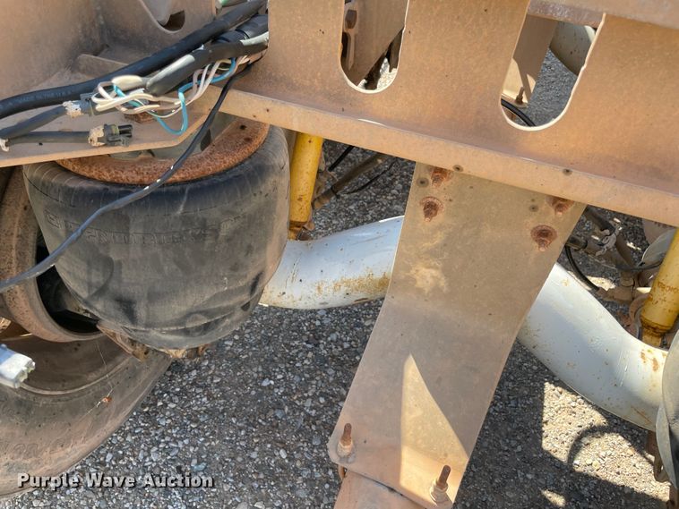 image for item MR9320 2011 Stephens pneumatic dry bulk trailer