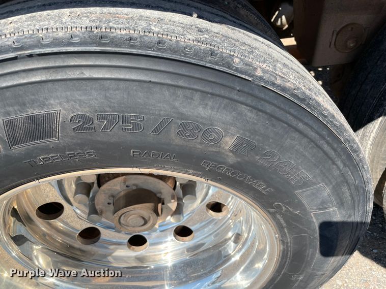 image for item MR9320 2011 Stephens pneumatic dry bulk trailer