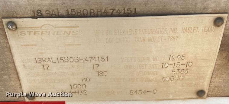 image for item MR9320 2011 Stephens pneumatic dry bulk trailer