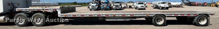 image for item MR9327 1995 Reinke drop deck trailer
