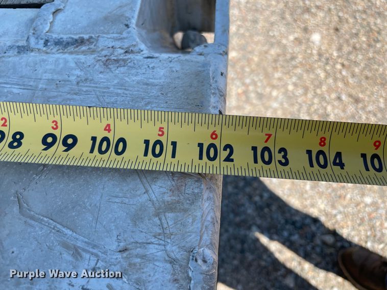 image for item MR9327 1995 Reinke drop deck trailer