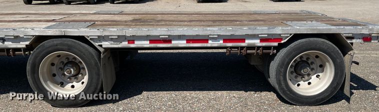 image for item MR9327 1995 Reinke drop deck trailer