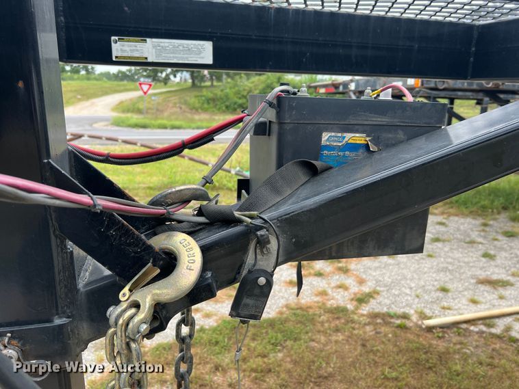 image for item MR9863 2021 Kaufman  car carrier