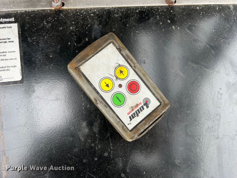 image for item MR9863 2021 Kaufman  car carrier