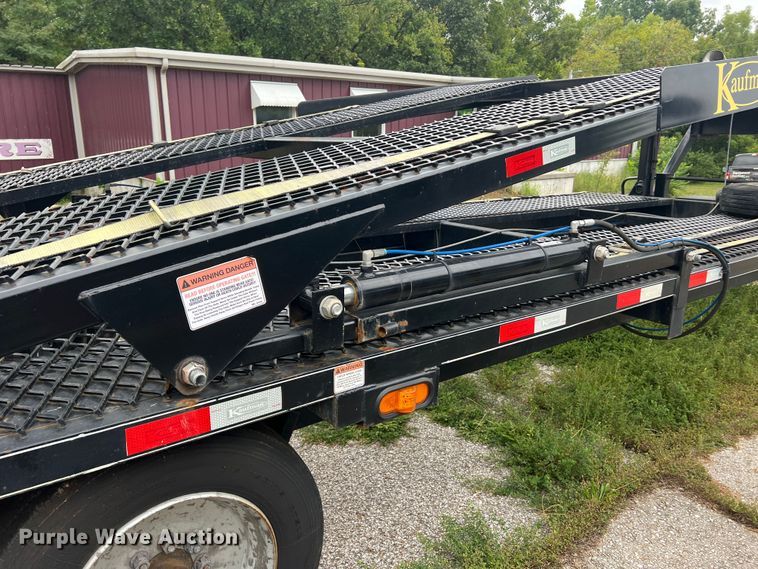 image for item MR9863 2021 Kaufman  car carrier