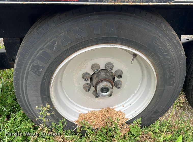 image for item MR9863 2021 Kaufman  car carrier