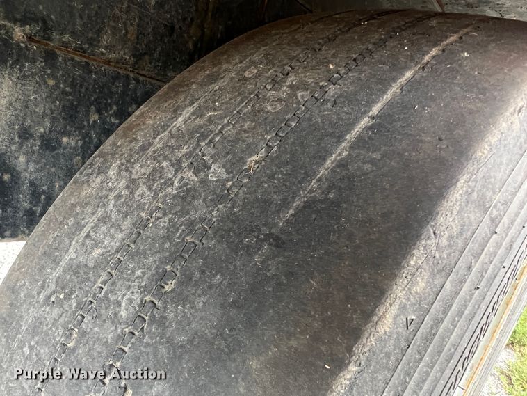 image for item MR9863 2021 Kaufman  car carrier