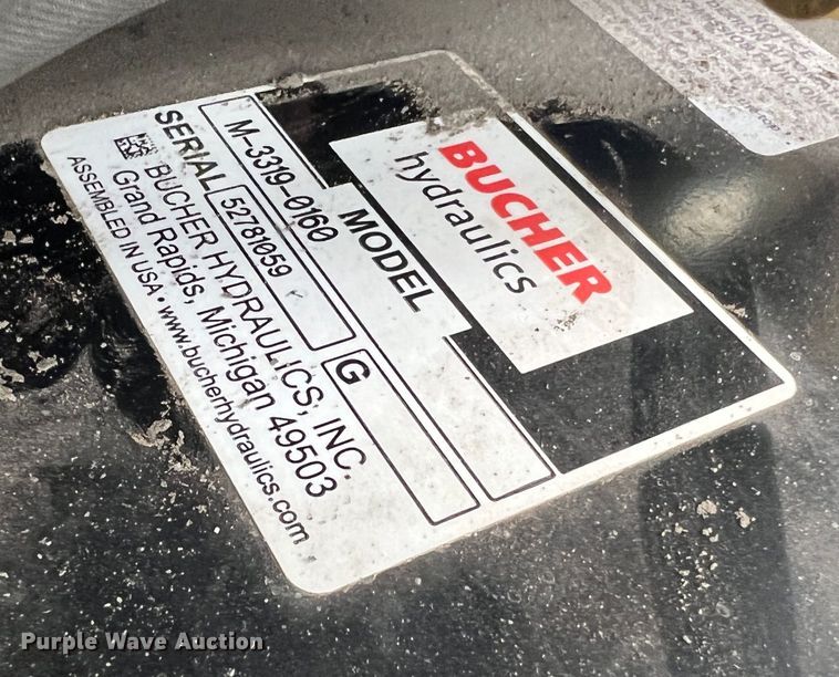 image for item MR9863 2021 Kaufman  car carrier