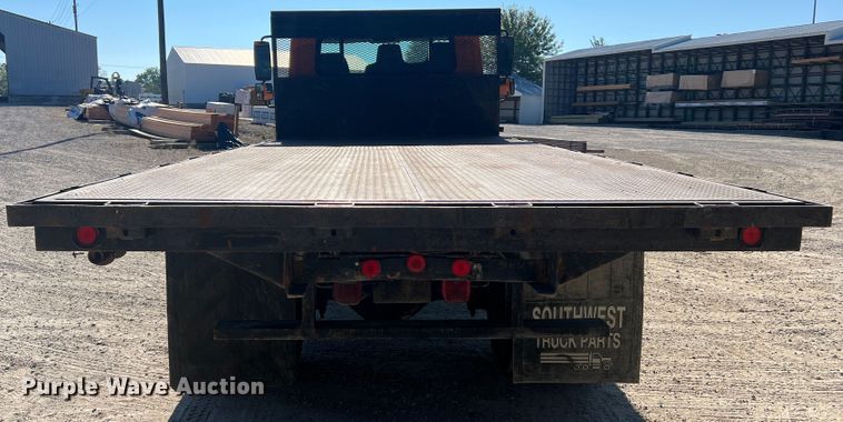 image for item MR9874 2003 International 4300  dump flatbed truck