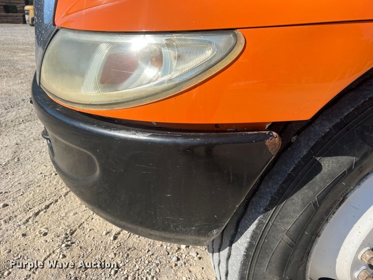 image for item MR9874 2003 International 4300  dump flatbed truck