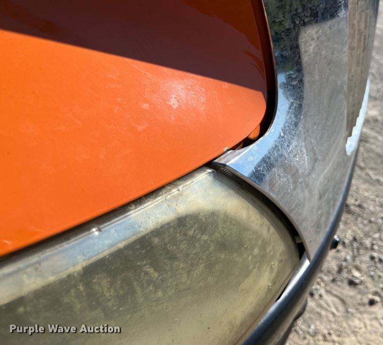 image for item MR9874 2003 International 4300  dump flatbed truck