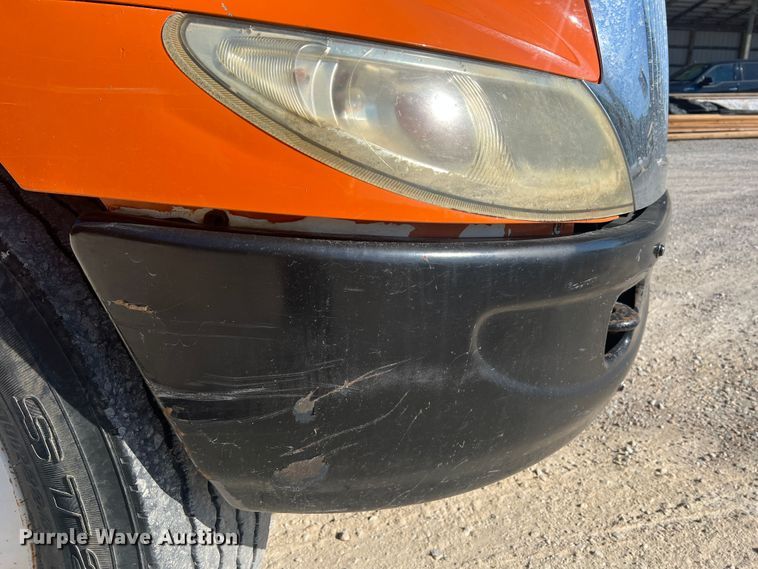 image for item MR9874 2003 International 4300  dump flatbed truck