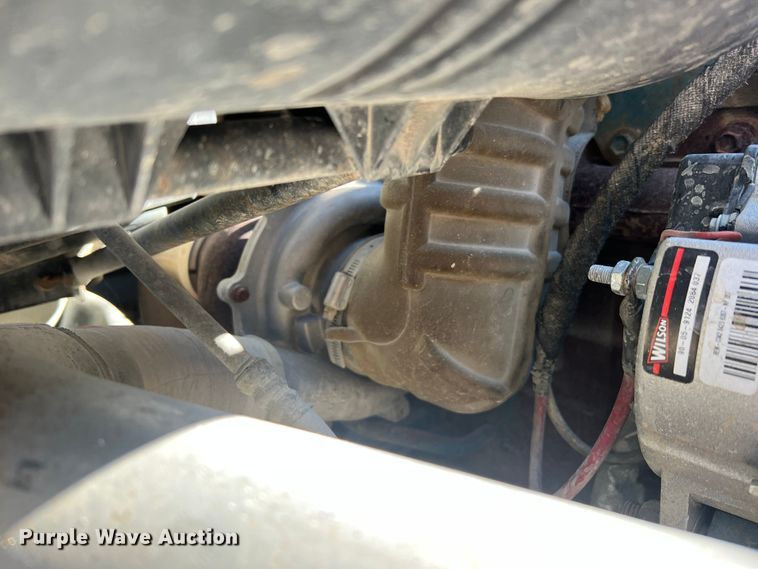 image for item MR9874 2003 International 4300  dump flatbed truck