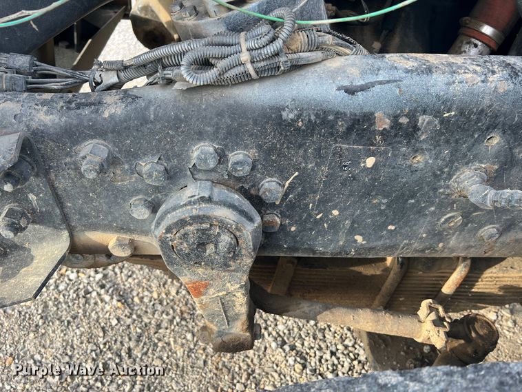 image for item MR9891 2000 Mack DM690S  roll-off container truck