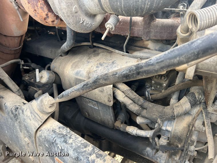 image for item MR9891 2000 Mack DM690S  roll-off container truck