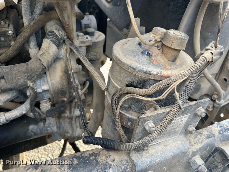 image for item MR9891 2000 Mack DM690S  roll-off container truck