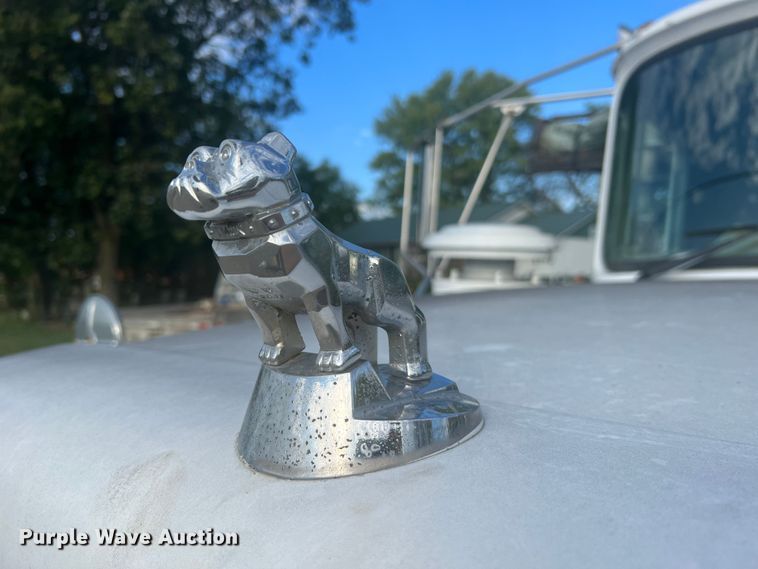 image for item MR9891 2000 Mack DM690S  roll-off container truck