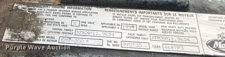 image for item MR9891 2000 Mack DM690S  roll-off container truck