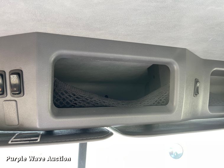 image for item MU9254 2014 Mack CXU613  semi truck