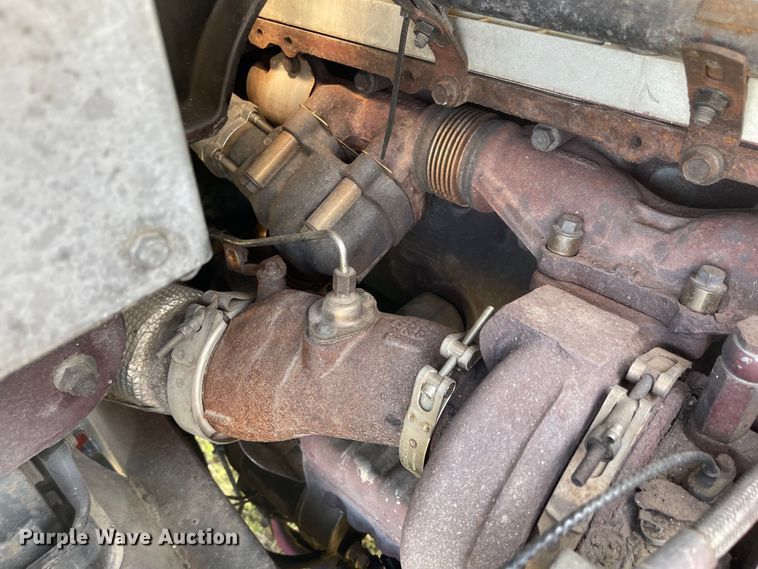 image for item MU9254 2014 Mack CXU613  semi truck