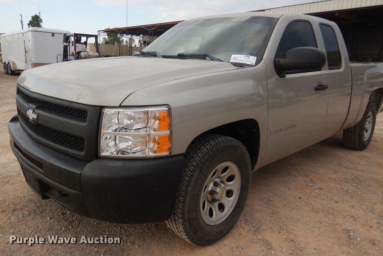 image for item DB7751 2009 Chevrolet Silverado 1500  Ext. Cab pickup truck