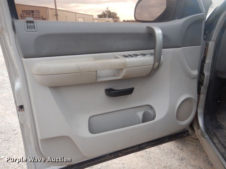 image for item DB7751 2009 Chevrolet Silverado 1500  Ext. Cab pickup truck