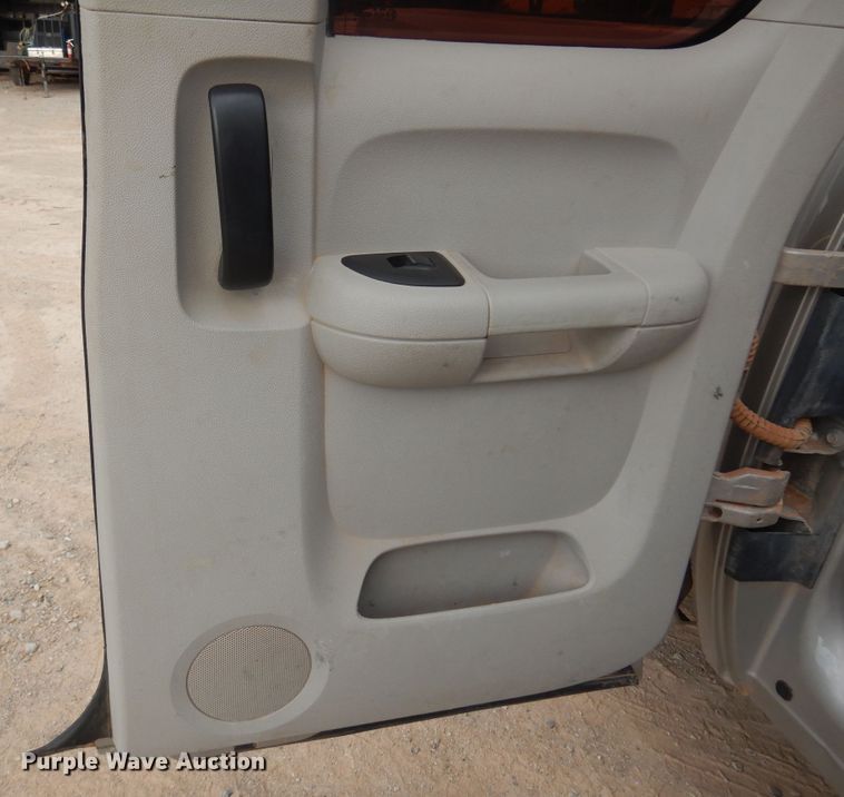 image for item DB7751 2009 Chevrolet Silverado 1500  Ext. Cab pickup truck