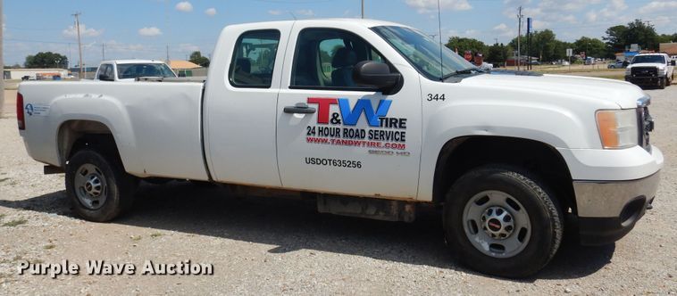 image for item DB7790 2013 GMC Sierra 2500 HD  Ext. Cab pickup truck