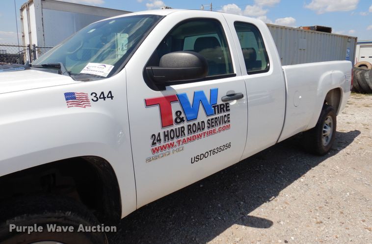 image for item DB7790 2013 GMC Sierra 2500 HD  Ext. Cab pickup truck