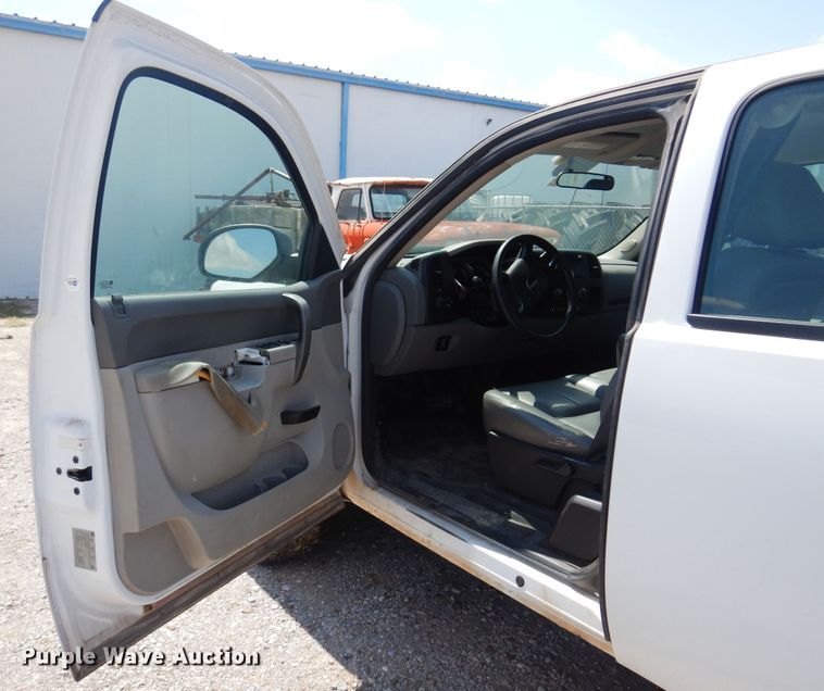 image for item DB7790 2013 GMC Sierra 2500 HD  Ext. Cab pickup truck