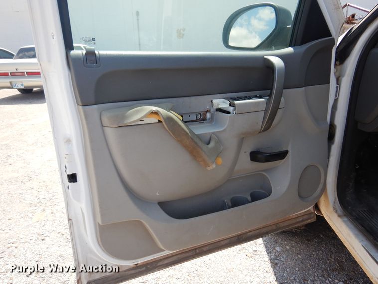 image for item DB7790 2013 GMC Sierra 2500 HD  Ext. Cab pickup truck