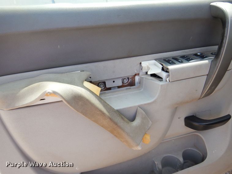 image for item DB7790 2013 GMC Sierra 2500 HD  Ext. Cab pickup truck