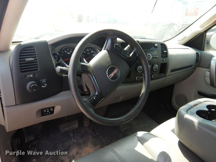 image for item DB7790 2013 GMC Sierra 2500 HD  Ext. Cab pickup truck